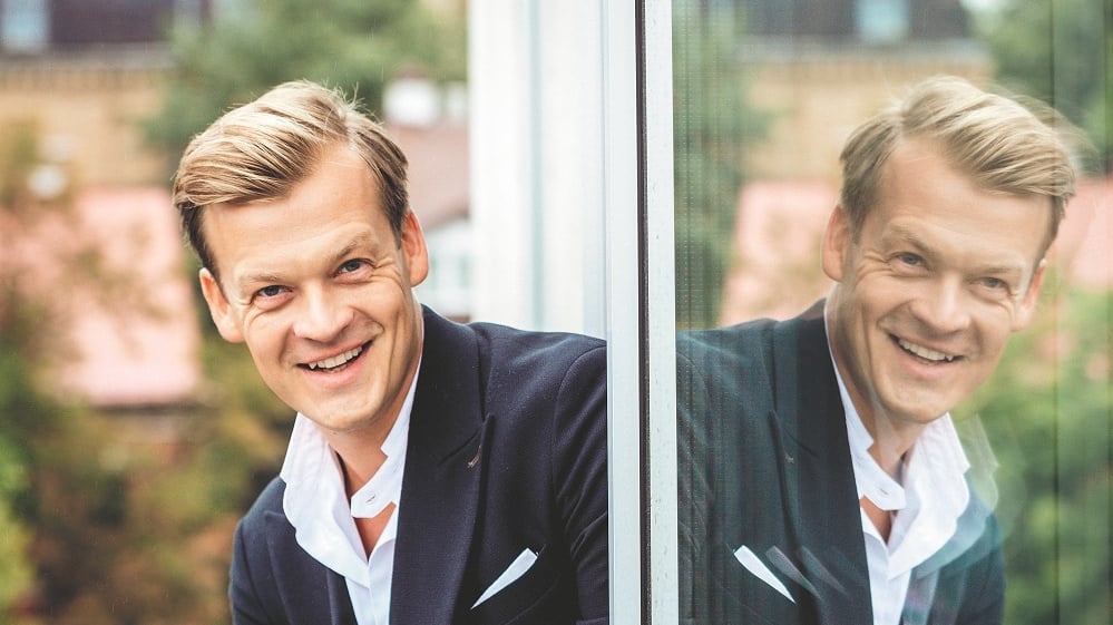 Aktieris Rihards Lepers: Vai mani apskauž? Viennozīmīgi! Latvijā visi  apskauž visus par jebko — Santa