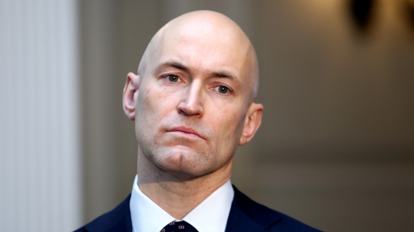 Pavļuts aicina vecākus nevest uz skolu bērnus ar elpceļu saslimšanas ...