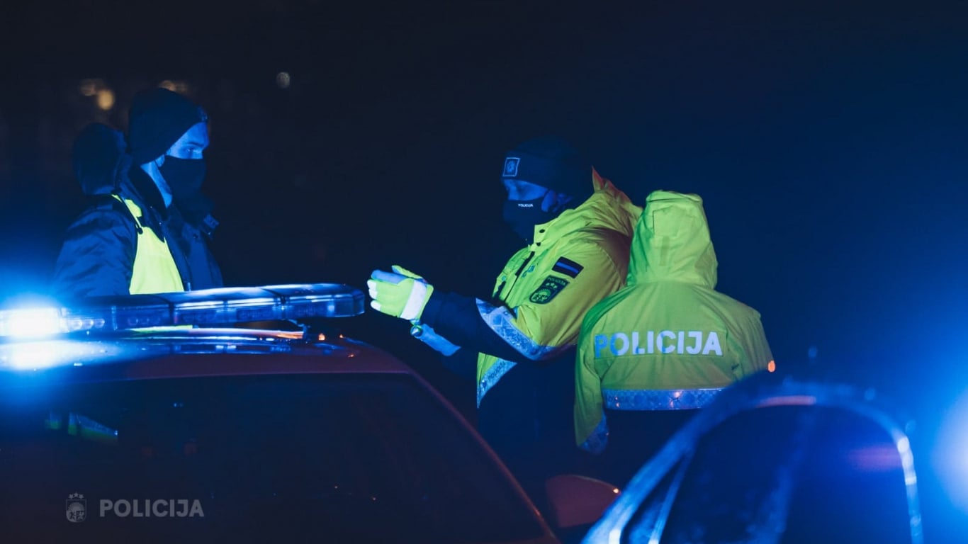 Traģiskā avārijā uz Vidzemes šosejas gājuši bojā divi autovadītāji — Santa