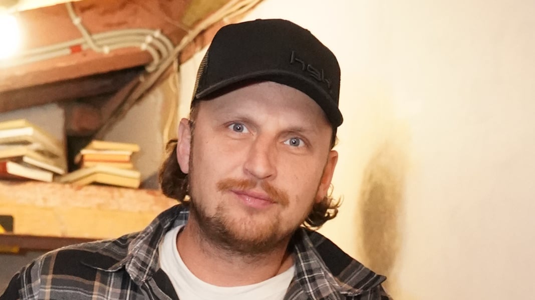 Hokejists un restorānu saimnieks Ozollapa: «Tētis pirms 11 gadiem devās  pusdienās un izgaisa…» — Santa